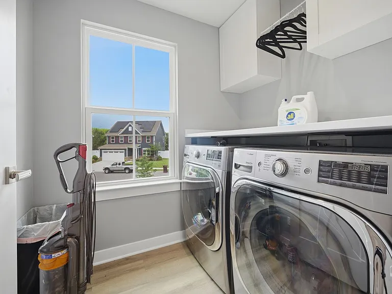 1741 Watershed Ct — Photo 36