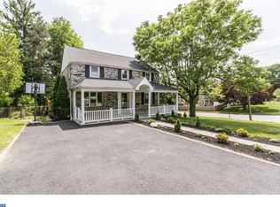 88 Warrior Rd, Drexel Hill, PA 19026