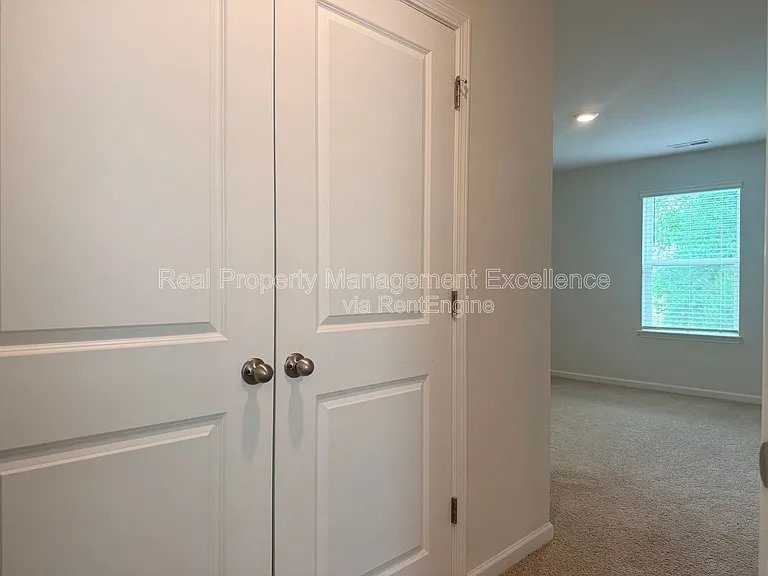 58 Sweet Meadow Rd — Photo 13
