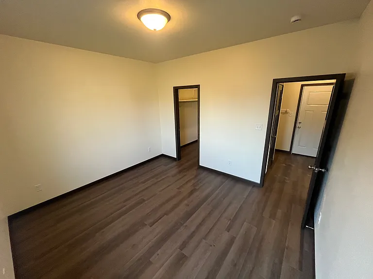 327 Post Oak Dr — Photo 8
