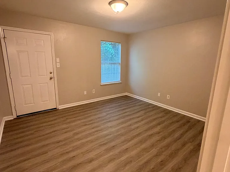 2525 Hartsfield Rd #4 — Photo 12