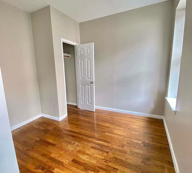 1st image of 318 E 78th St #24B