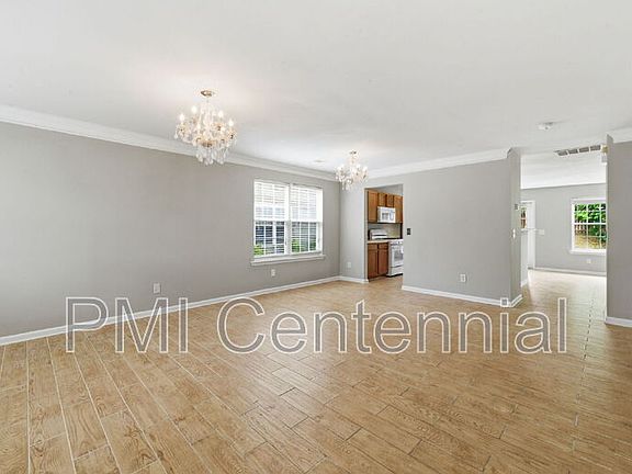 3rd image of 3550 Devon Chase Rd