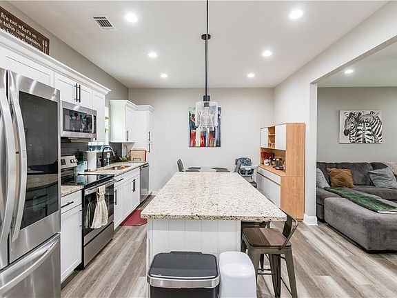 5th image of 357 Orchard Way