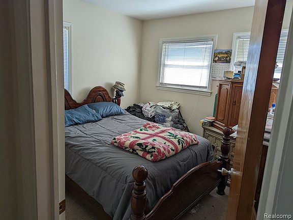 2nd image of 15036 Jonas Ave