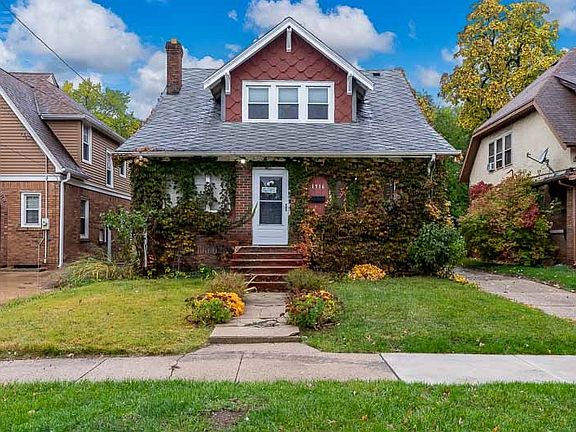 2nd image of 1516 N Grant Ave