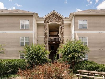 102 Campus Walk Trl #201, Elon, NC, 27244