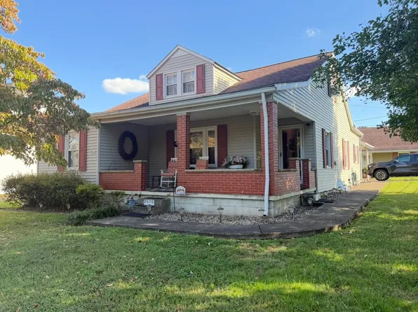 2610 S 29th St, Ashland, KY 41102