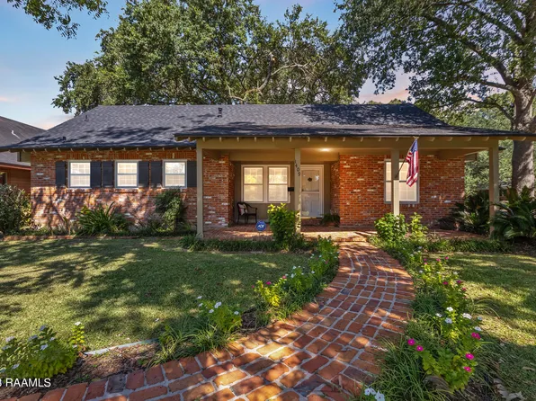 1409 Bayou Side Dr, New Iberia, LA 70563