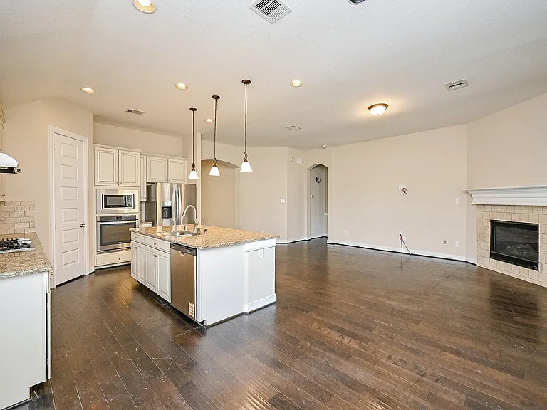 5823 Hillside River Ln — Photo 10