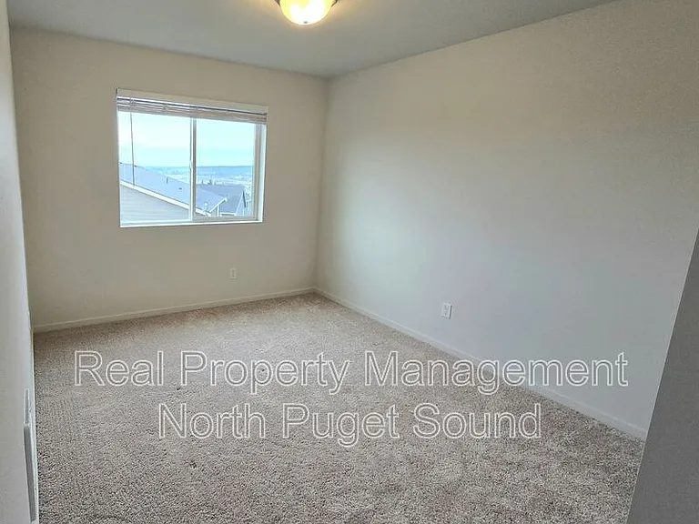 4306 68th Dr NE — Photo 11