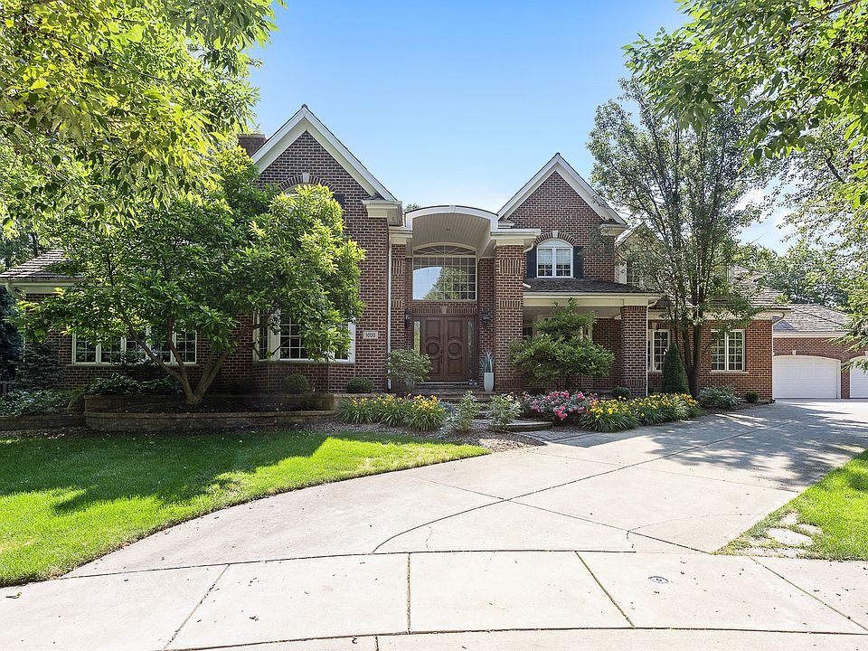 1000 Tara Ct, Wheaton, IL 60189 Zillow