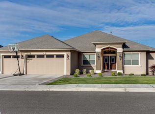 1656 Lucca Ln, Richland, WA 99352