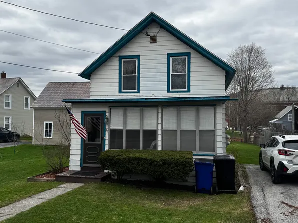 87 High Street, West Rutland, VT 05777