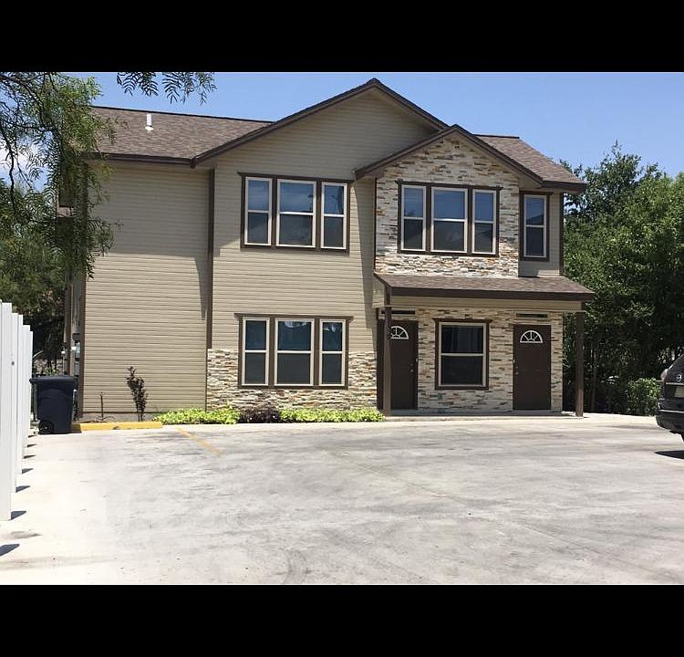 1st image of 241 N Comal St APT 1