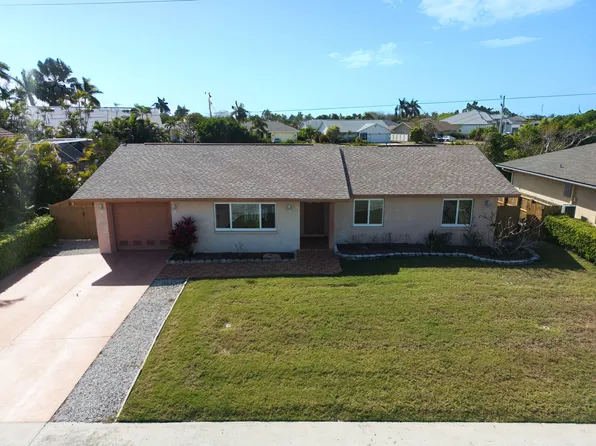 188 Gulfstream St, Marco Island, FL 34145