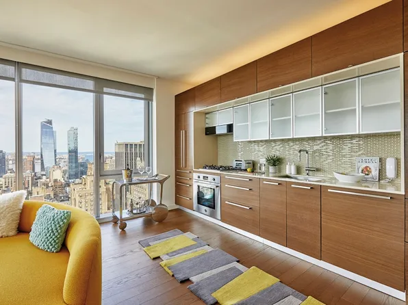 100 West 31st Street 24F image 1 of 28