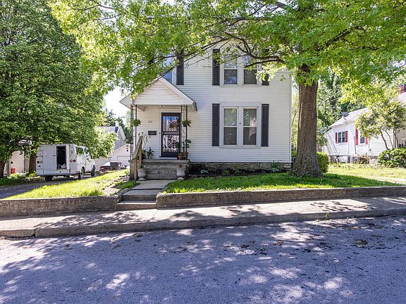 2nd image of 316 Vine St