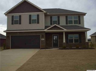 23 Olde Dogwood Trl, Decatur, AL 35603
