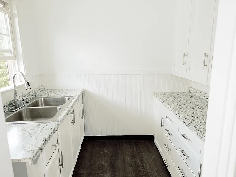 31 Newell Ave #2 — Photo 6