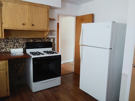 3rd image of 2757 W Winnemac Ave #1