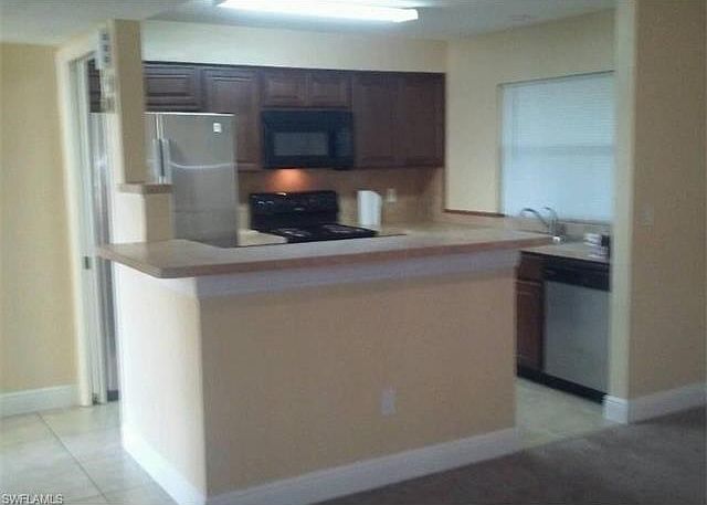 2nd image of 4167 Lakewood Blvd