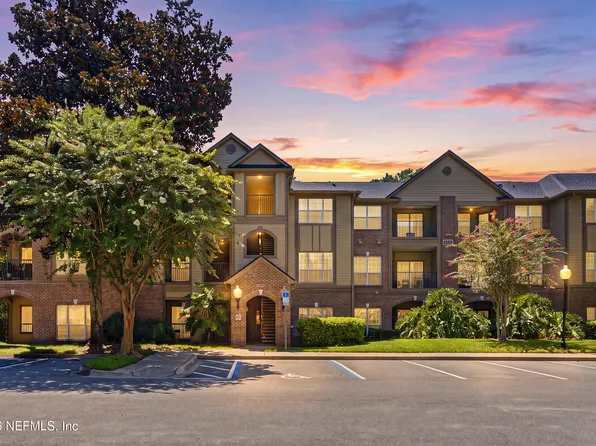 7800 POINT MEADOWS Drive #1514, Jacksonville, FL 32256