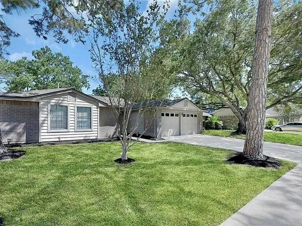 1734 Jo Ann Ln, Sugar Land, TX 77498