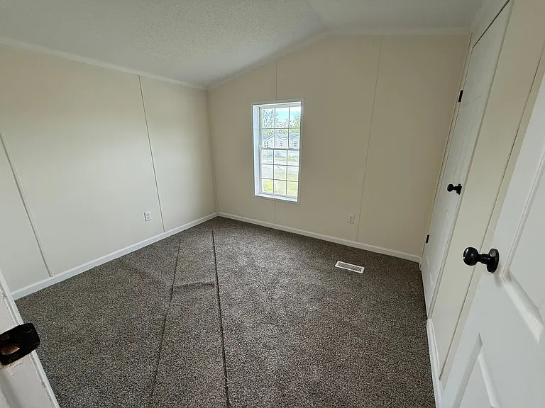 9525 US Highway 20 — Photo 11