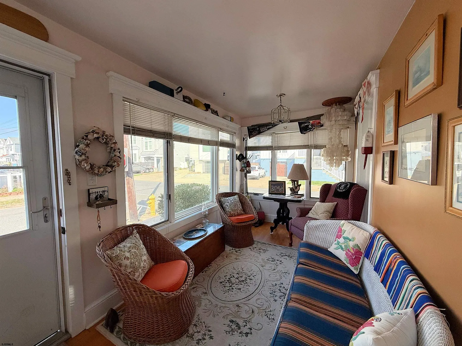 3 bed, 2.0 bath, $20,100 — Photo 2