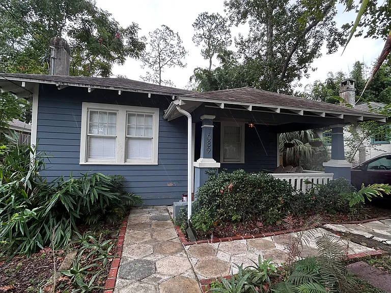 1089 Cherry St — Photo 1