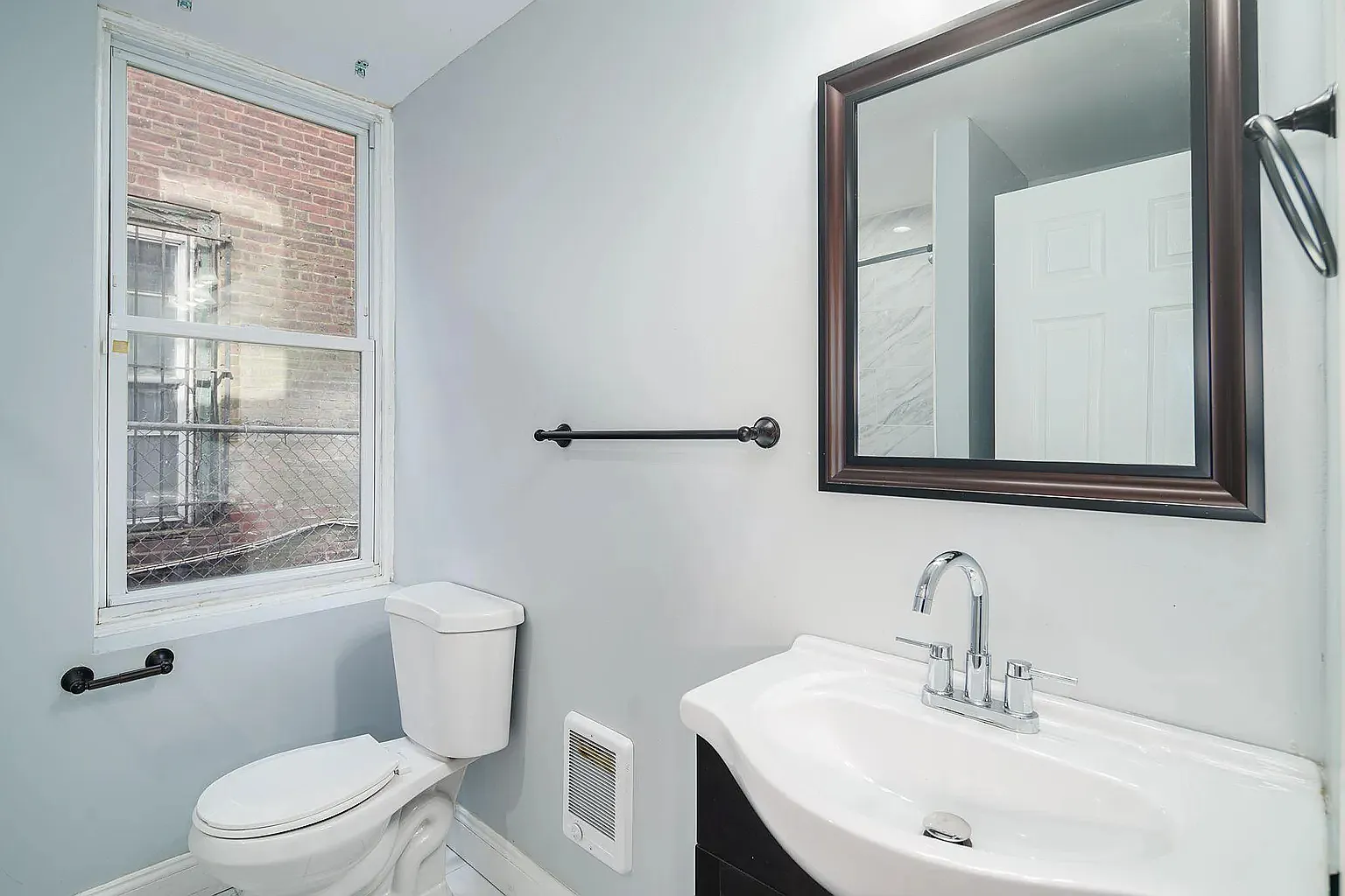 1 bed, 1248 sqft, $1,390 — Photo 3