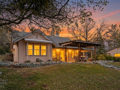 15666 Wolf Mountain Rd, Grass Valley, CA, 95949
