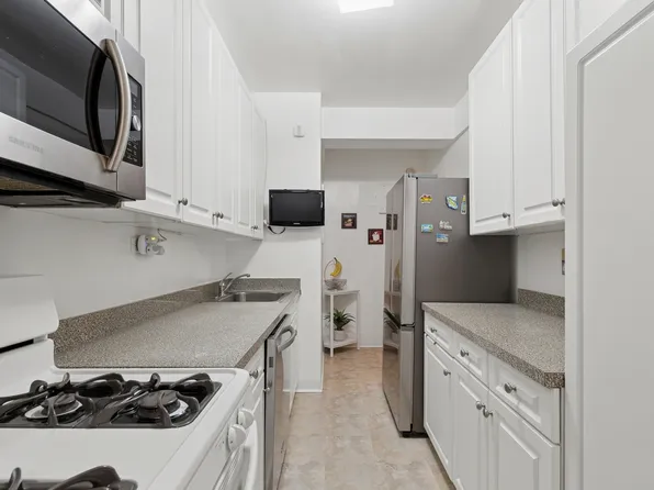 69-10 108th Street image 4 of 10