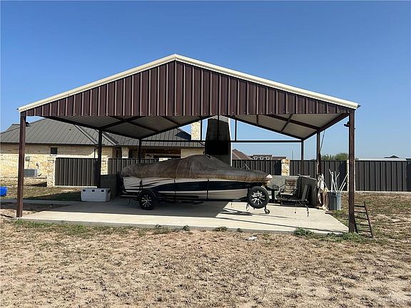 5th image of 108 Pueblo Dr