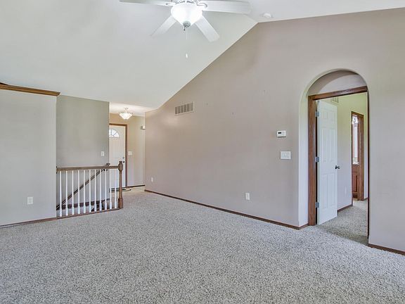 2nd image of 906 W Onewood Ct
