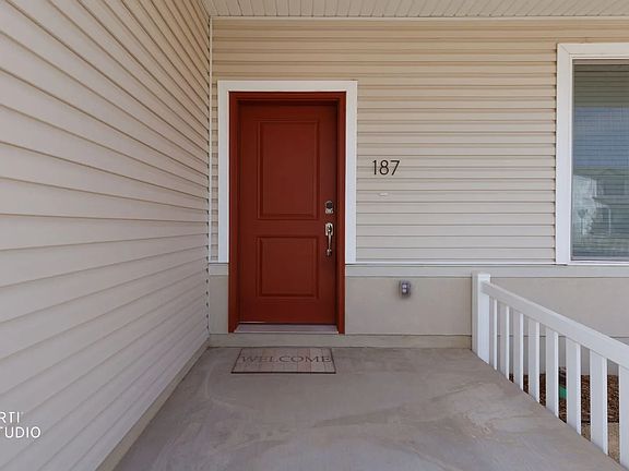 2nd image of 187 E Arcade Dr
