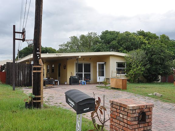4th image of 4529 Rossmore Dr