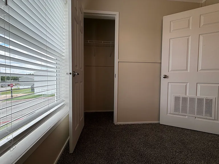 709 N Collins Fwy #156 — Photo 12