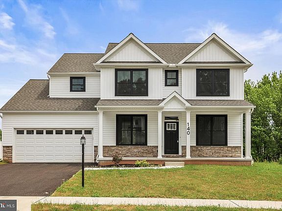 2nd image of 140 Eli Dr