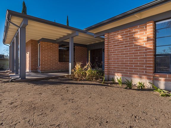 2nd image of 7401 E Sabino Vista Dr