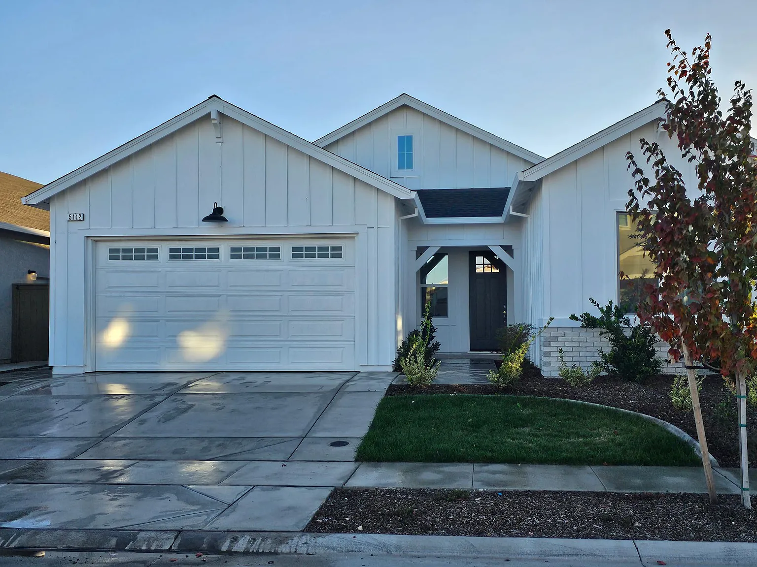 4 bed, 1887 sqft, $3,195 — Photo 1