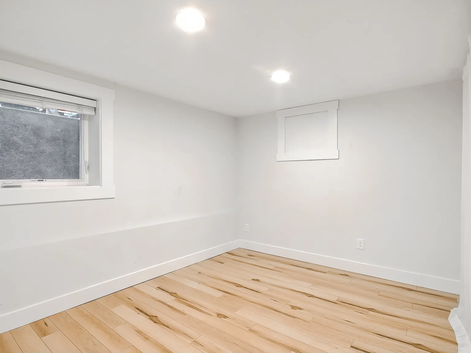 3 bed, 2200 sqft, $3,250 — Photo 4
