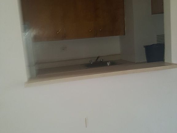 4th image of 315 Ocean Pkwy APT 6A