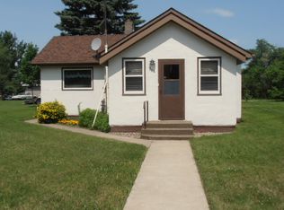 318 Cottonwood Ave, Sheyenne, ND 58374