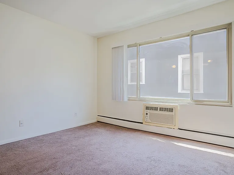 3508 Colfax Ave S — Photo 14