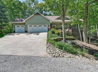 123 Leinster Ln, Fairfield Glade, TN 38558
