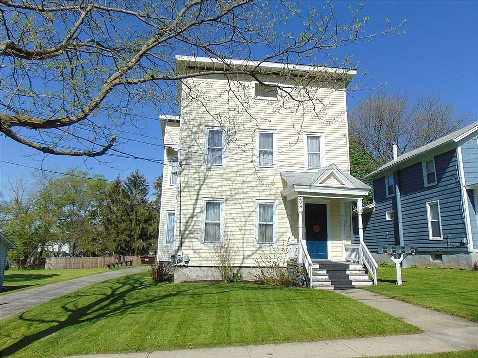 1st image of 208 Lawrence St