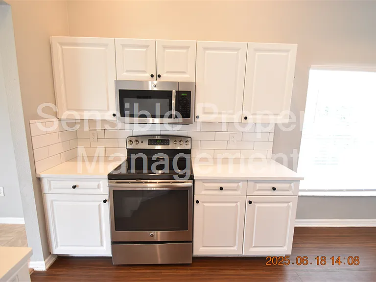 5627 War Admiral Dr — Photo 12