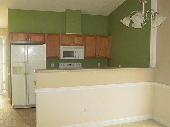 4th image of 2969 Jessica Dr #A